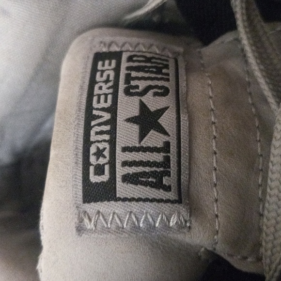 Chuck Taylor Padded Converse All stars 8.5 size shoes - Picture 9 of 15